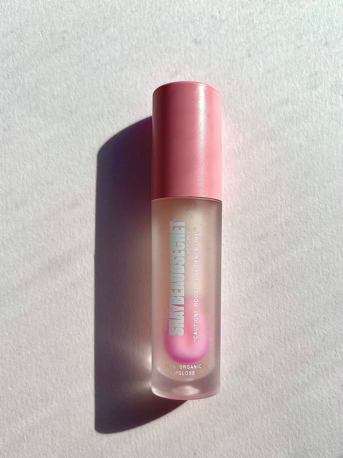 Color changing lipgloss